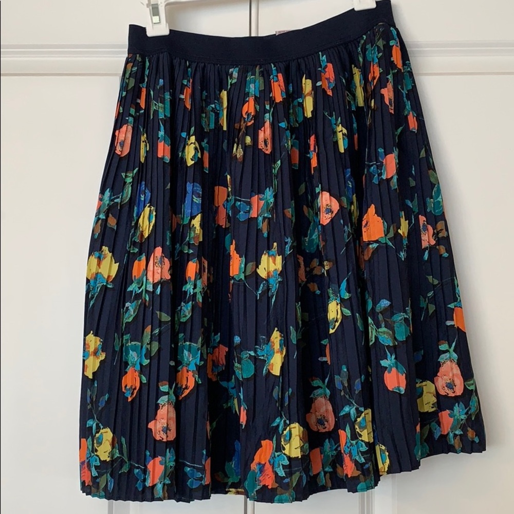 Pleated Floral Skirt